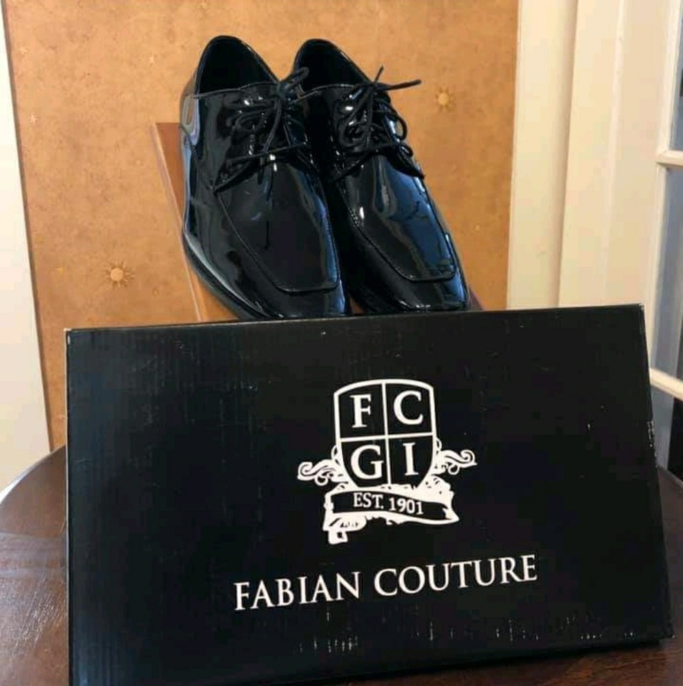 Shoe